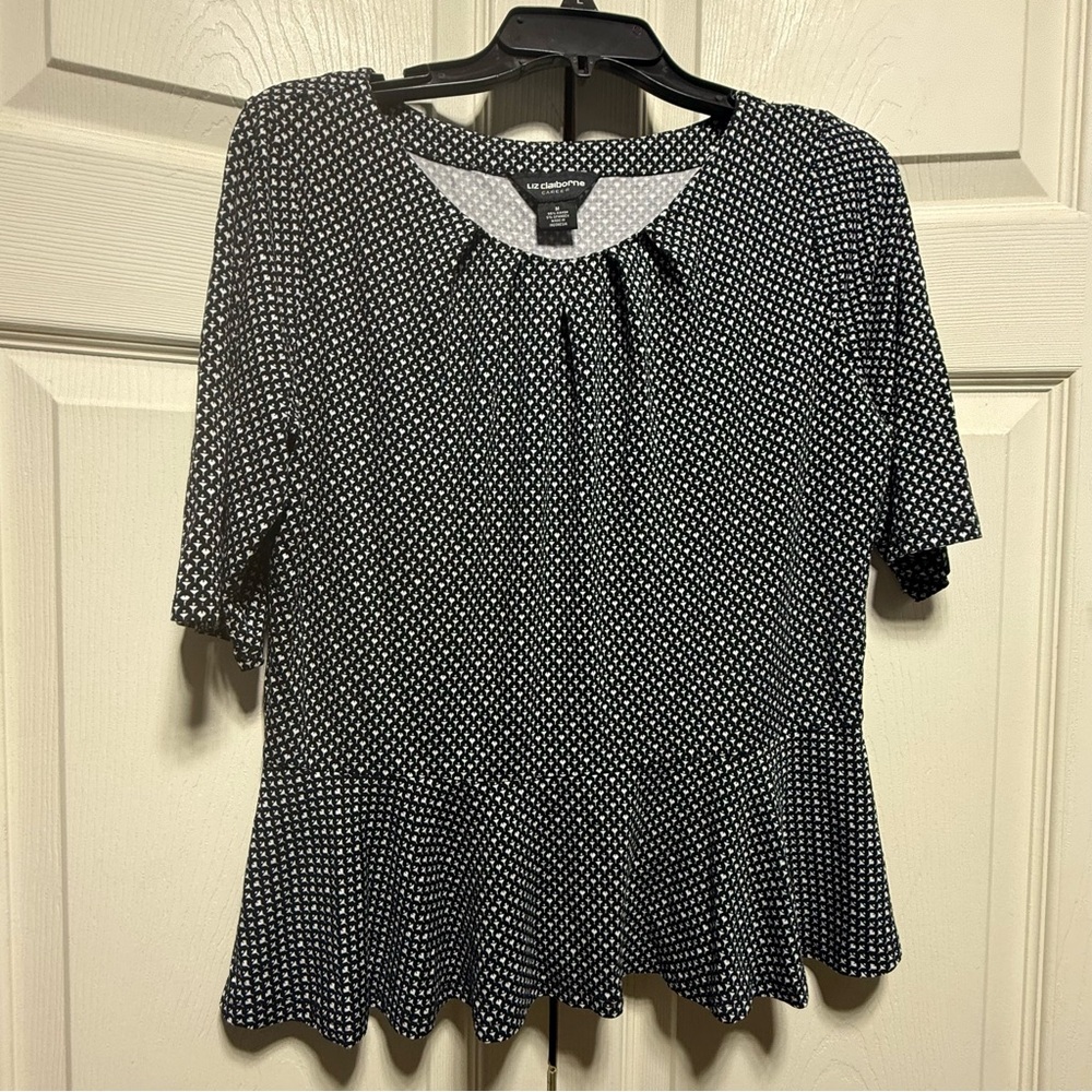 Liz Claiborne Black & White Printed Peplum Blouse size medium classy career top